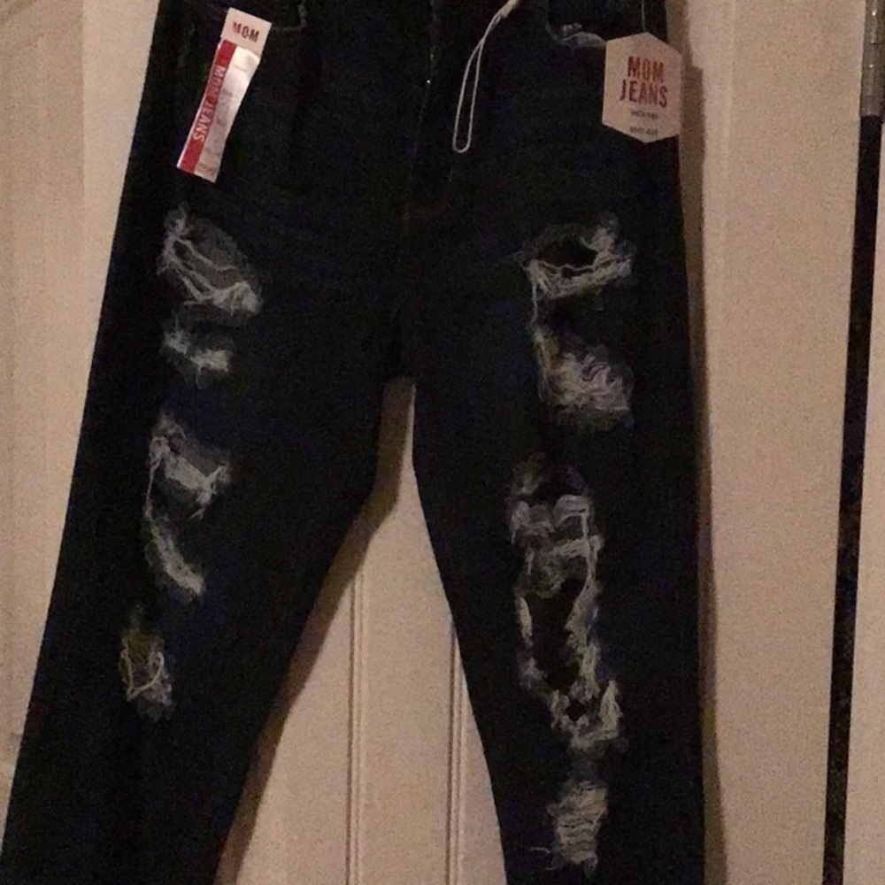 Jean - Picture 3 of 3